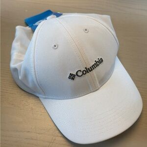 Columbia Classic White Cap